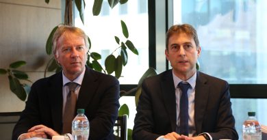 Poste San Marino presenta l’album dedicato a “12 Frammenti di Storia Sammarinese”