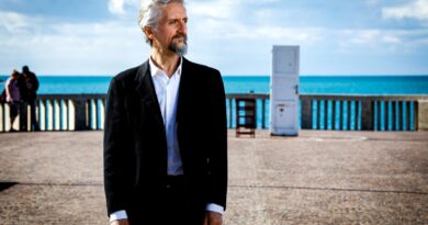 I “Poveri cristi” di Ascano Celestini al teatro Petrella di Longiano