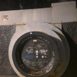 Opera dell’artista di Pennabilli, lustro per Rimini ma oggi degradata: “Restaurate la macchina fotografica”