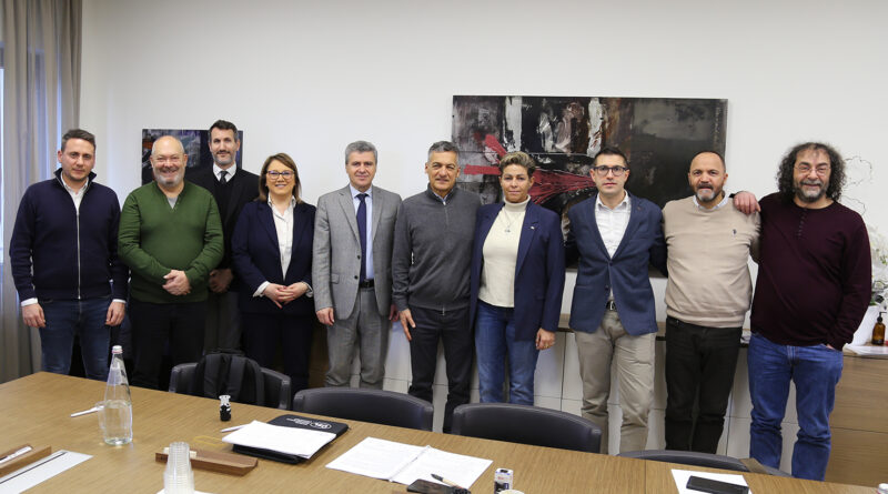 Contratto Industria, completata la verifica biennale: coperta completamente l’inflazione, via libera agli aumenti del 2,8% già con la mensilità di gennaio per circa 11mila lavoratori