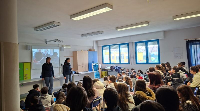 Coriano. Studenti e Polizia di Stato a confronto su sicurezza, cyberbullismo e violenza di genere
