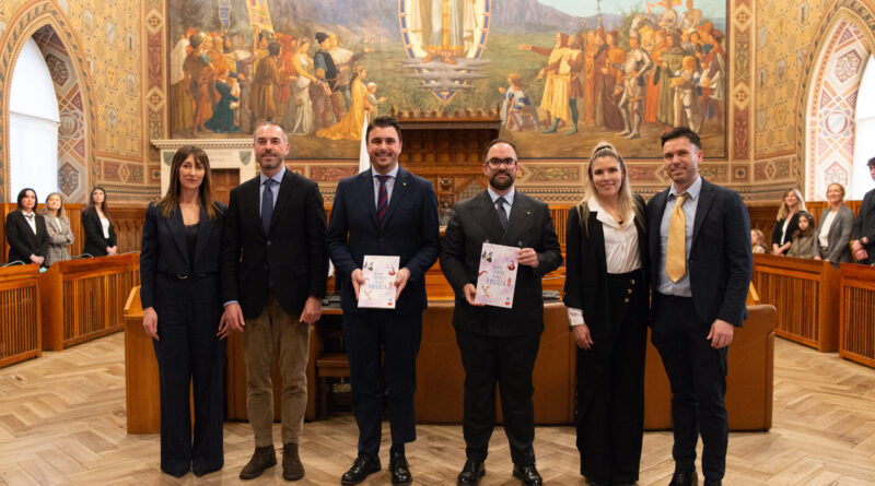 San Marino. Presentato alla Reggenza il libro di Elena Carattoni: “Sulle tracce della libertà”