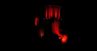 San Marino illumina le Torri di rosso per l’8 marzo: focus su lavoro e parità