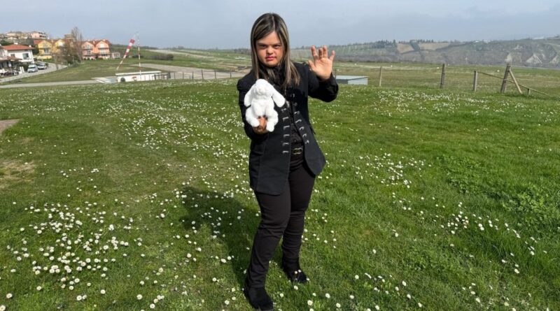 All’Aeroclub di San Marino realizzato l’esperimento in volo di Magica Gilly nel centenario di Harry Houdini