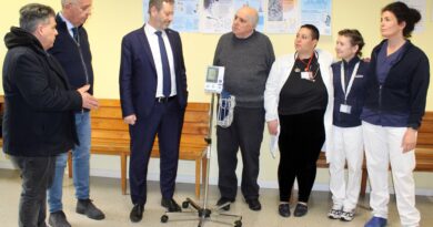 San Marino. Donato un misuratore di pressione professionale al Centro Sanitario di Chiesanuova