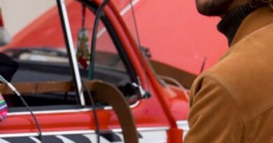 San Marino. Omar il Pianista sul Maggiolone ospite del progetto RI-Kilo a Murata