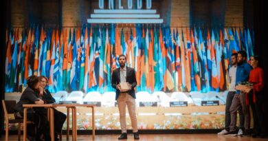 San Marino. Replica dello spettacolo teatrale “Vita Sancti Marini” al Teatro Titano, per il primo anniversario dell’iscrizione nella “Memoria del Mondo”