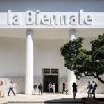 Biennale di Venezia nel caos: si dimette la giuria, i premi li assegnerà il pubblico (fonte: Artribune)