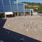 Acquaviva. Completata la piazza del Centro Gualdo, nuova pavimentazione e telecamere attive giorno e notte