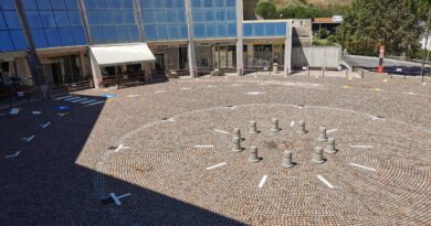 Acquaviva. Completata la piazza del Centro Gualdo, nuova pavimentazione e telecamere attive giorno e notte
