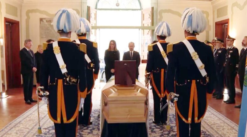 San Marino. La Reggenza rende omaggio a Mariella Mularoni presso la Camera Ardente allestita a Palazzo Begni