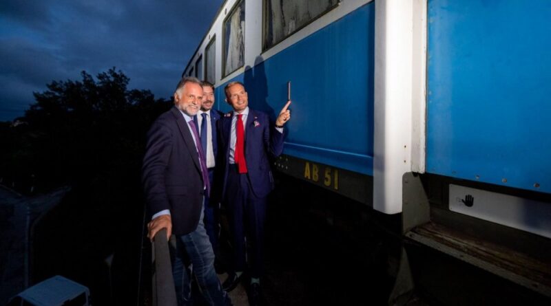 Lettera aperta del Segretario Pedini Amati: “Ha vinto la perseveranza, la lungimiranza, il sogno di vedere il Treno Bianco Azzurro muoversi lungo la rotaia verso la Stazione”