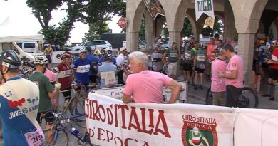  La Titanica: preparazione dei pacchi ricordo a Borgo Maggiore con gli utenti del Centro Diurno “Il Colore del Grano”. Spazio alle famiglie sabato 20 giugno con “La Piccola Titanica”.