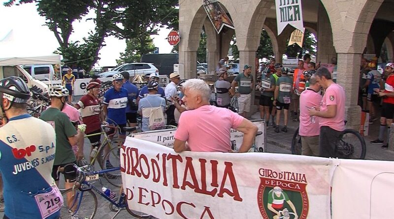  La Titanica: preparazione dei pacchi ricordo a Borgo Maggiore con gli utenti del Centro Diurno “Il Colore del Grano”. Spazio alle famiglie sabato 20 giugno con “La Piccola Titanica”.
