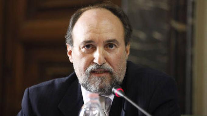 Come superare tre crisi globali senza ricorrere all’austerità? La Repubblica di San Marino è riuscita attraverso occupazione pubblica, distribuzione della ricchezza e contenimento istituzionale del conflitto
