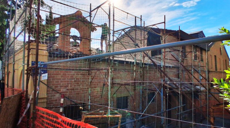 Banca di San Marino avvia la ricostruzione del tetto della storica cappella di Villa Manzoni
