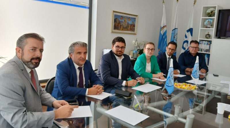 San Marino. DML sul referendum UE: “Proporlo dopo due anni, è una buffonata. Sammarinesi, svegliatevi se non volete morire bolliti come una rana!”