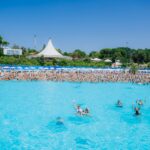 Molella ha scatenato il pubblico di Aquafan a Riccione: “Un onore tornare qui, dove è iniziato tutto”