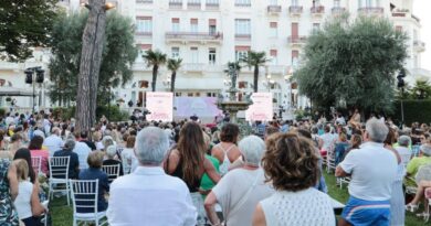 Al Grand Hotel di Rimini dal 31 luglio al 10 agosto, 40 ospiti d’eccezione per la 7^ edizione di “La Terrazza della Dolce Vita” di Ventura e Terzi