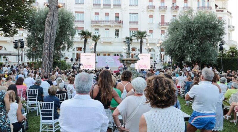 Quaranta ospiti d’eccezione per la 7a edizione de “La Terrazza della Dolce Vita” di Ventura e Terzi, al Grand Hotel di Rimini, dal 31 luglio al 10 agosto