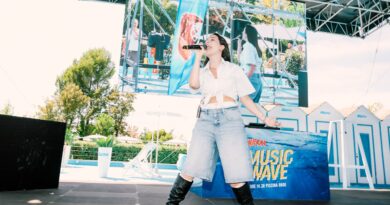 Angie all’Aquafan di Riccione: “In tour fino a fine mese e poi i grandi live a Roma e Milano”. Oggi al parco acquatico maxi festa con i tik toker d’Italia