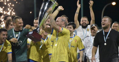 Supercoppa: la Fiorita rimonta due gol ma ai rigori trionfa il Tre Fiori