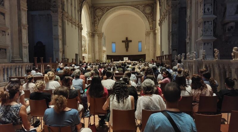 La Messa del Papa, al Porto di Rimini 650 voci da tutta la Diocesi