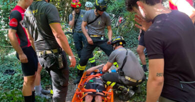 Perde l’anteriore della bici e finisce contro una pianta. Ciclista sammarinese soccorso con l’elicottero