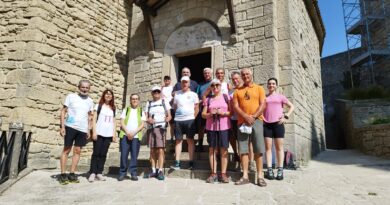 San Marino. Grande partecipazione e intensa emozione per il Cammino Spirituale “San Francesco – i passi sul Monte Titano”