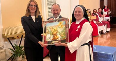San Marino. La Reggenza dona l’opera pittorica “Il cammino di San Francesco” alle Monache dell’Adorazione Perpetua