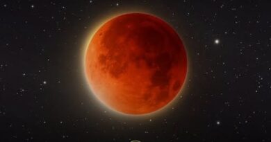 La Luna dà spettacolo il 28 agosto: prima diventa rossa e poi scompare al 96 per cento. Si chiude così il “tunnel delle eclissi”