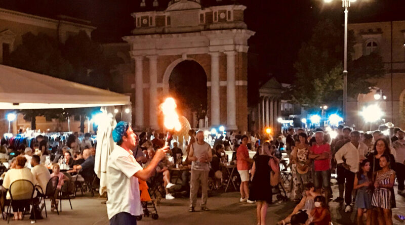Santarcangelo: con le Notti della Luna arrivano cartomanti e danzatrici del fuoco