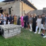 Vent’anni di impegno per la pace: il Soroptimist San Marino pianta un melograno nei giardini delle Antiche Cisterne nel cuore del Centro Storico