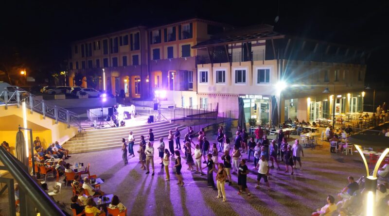 “Ballando sotto le stelle”. Coriano saluta l’estate con una serata speciale