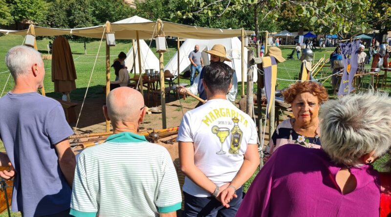 Santarcangelo. Weekend record per San Michele: fra sabato e domenica in 70mila alla Fiera. Tanti anche gli stranieri