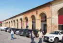 Santarcangelo. Via libera all’imposta di soggiorno e ai tagli sugli stalli blu: sosta a pagamento fino alle 20 e ticket giornaliero dimezzato