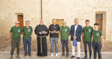 “Sulle Orme di San Francesco” il pellegrinaggio equestre da San Marino ad Assisi si è concluso con una cerimonia solenne