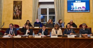 Santarcangelo. Il Consiglio comunale approva la variazione di bilancio