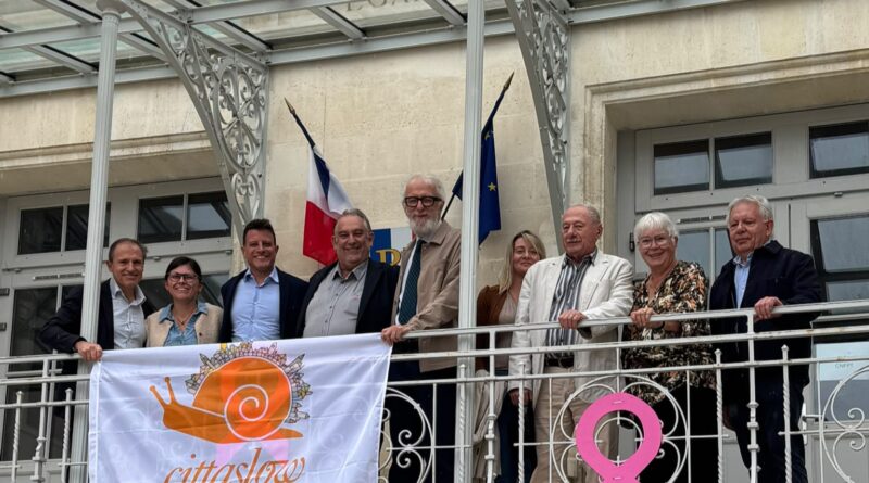 Santarcangelo. Turismo, per il sindaco Filippo Sacchetti incontri al Ttg e trasferta in Francia da presidente di Cittaslow International