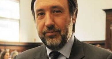Santarcangelo. Giovedì 8 ottobre, in biblioteca, Marco De Paolis presenta il volume “Caccia ai nazisti”