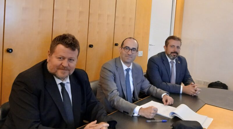 San Marino. Questo è il governo degli scandali e dei segreti. Le opposizioni bocciano i primi due anni e mezzo di legislatura