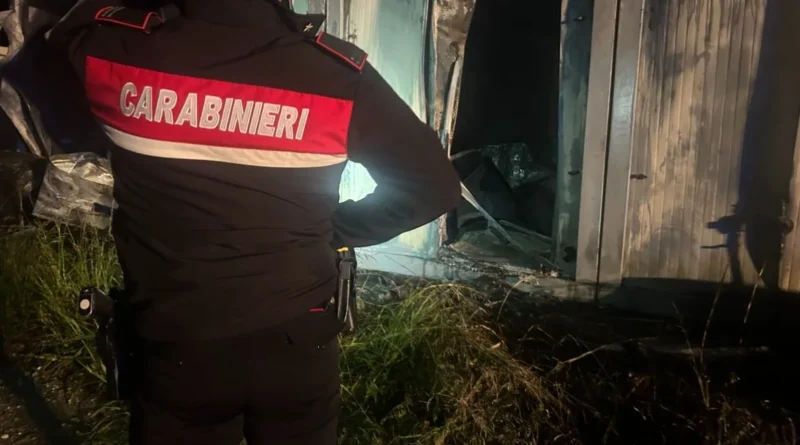 Pietracuta. Vanno a fuoco gli ex spogliatoi del San Marino Calcio